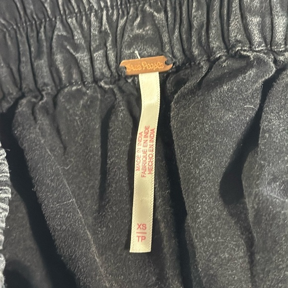 Free People Poplin Cotton Blend Shorts Black EUC XSmall Women’s - Picture 6 of 10